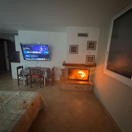 Private Room With Independent Entrance Arcore Exterior foto
